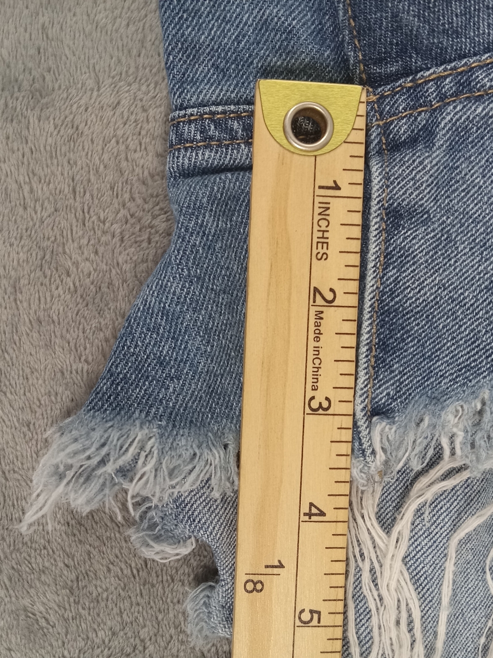 Happily Grey Women’s Light Blue Jeans Shorts Size 11/3 - Picture 4 of 13